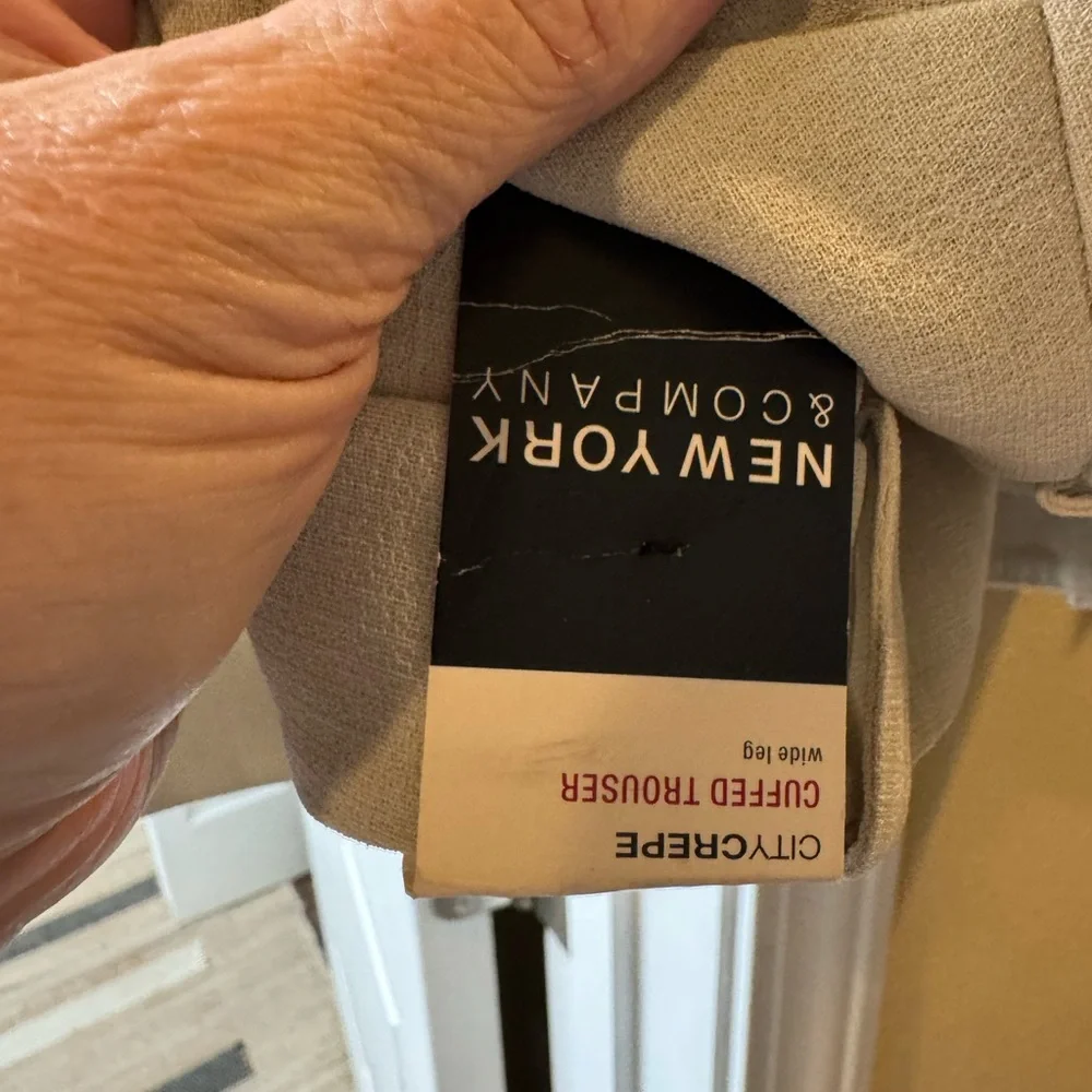 NWT Women’s Beige Blazer size 12 with matching pants size 14 petite - Picture 7 of 7